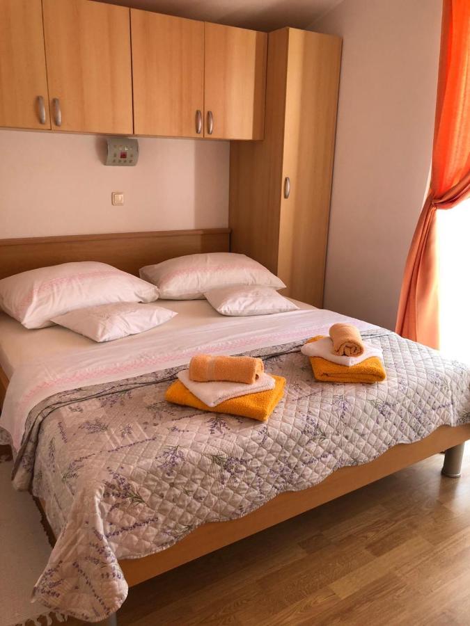 Apartments Rajcic Kaštela Exteriör bild